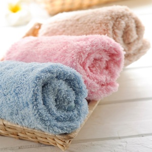 Serviette de visage en microfibre supérieure 30x30cm en peluche douce technique tricotée en gros - Product Image 5