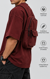 Camiseta Oversize para Hombre de 300 GSM con Diseño de Mochila |   Bolsillo trasero integrado en la mochila |   Camiseta Urbana Personalizada - Product Image 3