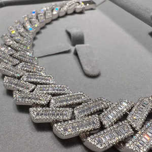 Bijoux fins en argent 925 plaqué rhodium, bracelets chaîne cubaine et maillons, sertis de moissanite VVS taille baguette, style hip-hop pour hommes - Product Image 1