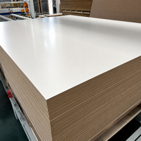 Panneau en mélamine extra large 18 mm 366x183 cm blanc beige E0 MDF pour cloison de bureau commercial