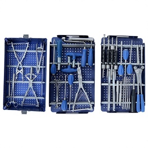 Kit d'instruments de chirurgie spinale pour la fixation, la fusion, la décompression, la rétraction et la stabilisation vertébrale cervicale, lombaire et thoracique - Product Image 2
