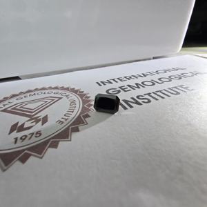 Diamante de 1 quilate, corte radiante, negro elegante, certificado por IGI, cultivado en laboratorio, piedra suelta para la fabricación de joyas. - Product Image 5