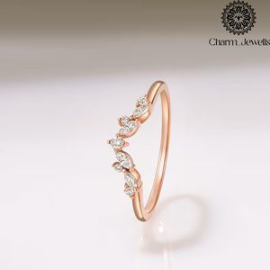 แหวนหมั้นผู้หญิง Charm_Jewells ทอง 18K ประดับโมอิสซาไนต์ทรงมาร์คีส์ ฝังเพชรแบบพาเว่ ลายดอกไม้สุดโรแมนติก สำหรับงานแต่งงาน - Product Image 2