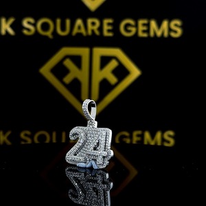 Charme personnalisé en argent sterling 925 plaqué or en forme de cœur avec moissanite de laboratoire, bijoux de luxe tendance pour hommes et femmes - Product Image 6
