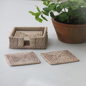 Rustic spiral whitewashed round woven rattan coaster <b>for</b> drinks and <b>table</b> protection, available at wholesale prices. - Product Image 3