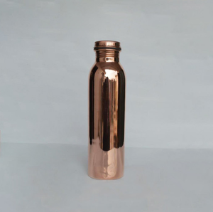 Bouteille en cuivre, caractéristiques ayurvédiques pour la santé, bouteille ronde personnalisée, brillante et polie, 100 % cuivre, à prix avantageux - Product Image 3