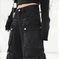 Jean cargo ample taille mi-haute pour femme grande taille, coupe large, en denim délavé, style streetwear, pour un usage décontracté