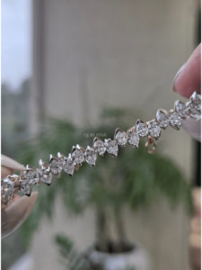 Pulsera de Diamantes Cultivados en Laboratorio con Certificación IGI, 6.25 Ct, Oro, Corte Pera, Engaste de Garras, Joyería de Lujo para Mujer - Product Image 2