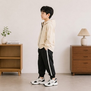 Manufacturer Supply 100% Polyester Woven <b>Light</b> <b>Jacket</b> Casual Outdoor Windproof <b>Jacket</b> - Product Image 3