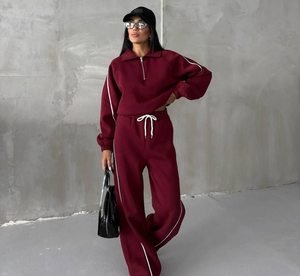 Ensemble de survêtement matelassé court pour femme avec pantalon de jogging, OEM ODM, marque privée, vente en gros, fabricant d'usine - Product Image 3