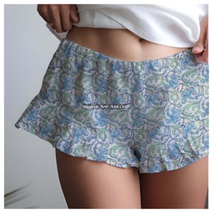 Pantalones cortos con volantes y estampado floral para mujer, pantalones elásticos con cintura elástica, pantalones cortos de verano para el hogar, informales - Product Image 1