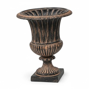 Pot de fleurs classique en métal chromé avec un design floral vintage et deux poignées pour une utilisation en intérieur ou en extérieur - Product Image 4