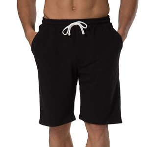 Shorts de sport personnalisés en polyester de haute qualité pour hommes – Décontractés, amples et épais, parfaits pour la course à pied - Product Image 1