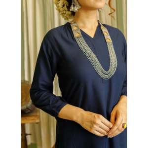 Ensemble Kurta en crêpe bleu indigo respirant pour femmes, taille XS, avec manches trois-quarts - Product Image 3