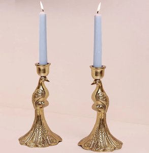 Moderno candelabro de anillo dorado con base de mármol y copa de vidrio, disponible a precios de mayorista para decoración de mesa de lujo. - Product Image 4