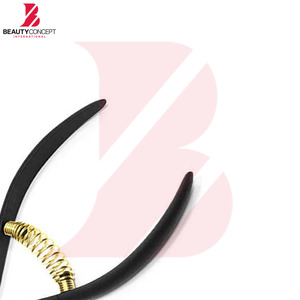 Coupe-cuticules professionnel noir avec ressort spiralé doré en acier inoxydable, outil de manucure pour éliminer les peaux mortes - Product Image 5