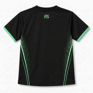 T-shirt confortable pour enfants, fabriqué avec un tissu léger offrant une sensation douce, une grande liberté de mouvement et une durabilité longue durée pour les enfants actifs. - Product Image 4