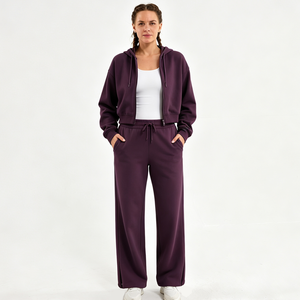 Conjunto Deportivo para Mujer, Personalizado con Bordado, Felpa, Fabricante de Ropa al por Mayor con Marca Privada - Product Image 1
