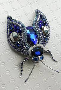 MD HANDICRAFTS Hand Embroidered Designer Brooch with Premium Seed Beads and Pearls for Wedding 16-20y - Product Image 2