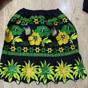 Falda Hawaiana Bordada Informal Polinesia, Falda Bordada Floral de Pohnpei para Mujer, Falda Micronésica Bordada Floral de Venta Caliente - Product Image 2