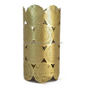 Bougeoir votif rond en fer avec finition or antique pour l'éclairage de la décoration de la maison et autres bougeoirs - Product Image 6