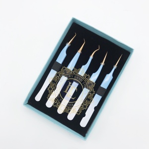 Pince à épiler pour extensions de cils en acier inoxydable de qualité supérieure, avec revêtement en poudre or rose ombré, pointe fine, manche lisse et durable - Product Image 4