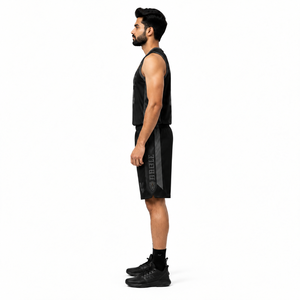 Ensemble d'uniformes de basketball personnalisés Elite 180GSM Tech Mesh Stealth AAU Maillot et short de jeu pour hommes - Product Image 3
