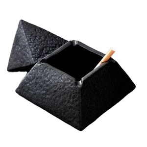 Cenicero Cuadrado de Aluminio Estilo Americano Negro, Moderno, para Cigarros, de Lujo, Resistente al Calor, Multiusos - Product Image 1