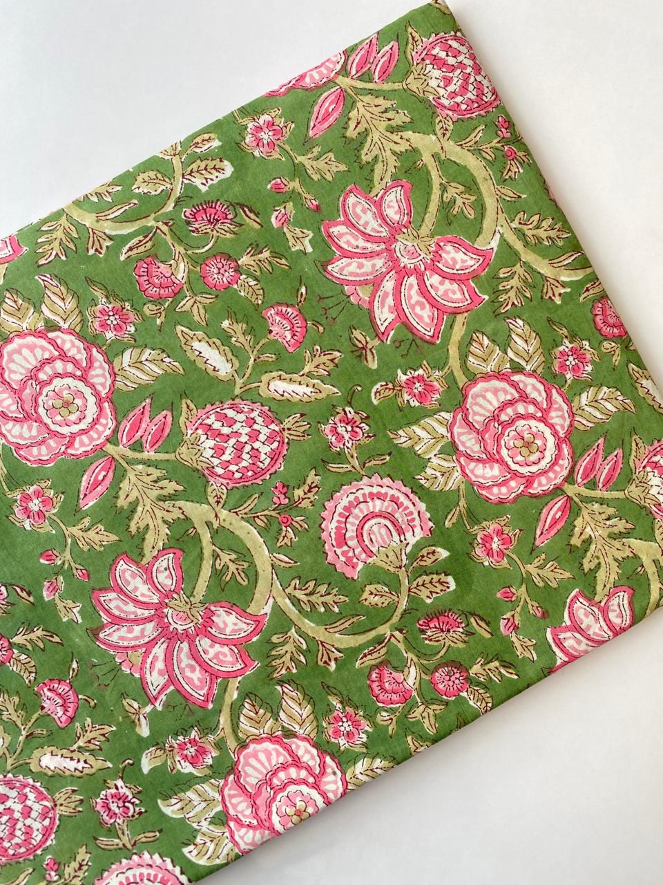 เหมือนในรูป หรือ ปรับแต่งตามต้องการ