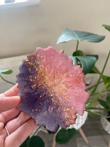 High Quality Love MODEL Artificial <b>Resin</b> <b>Epoxy</b> Coasters with Sculpted Customized Shape for Home Decor - Product Image 1
