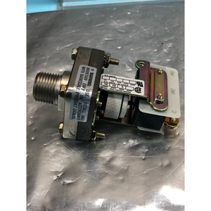 สวิตช์แรงดัน Barksdale E1S-H-VAC-F2, 160360 - อุปกรณ์และอะไหล่เซมิคอนดักเตอร์ระดับโลกที่เชื่อถือได้ - Product Image 4