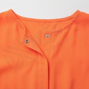 ชุดเดรสผู้หญิงแบบเรียบง่ายสองชิ้นสำหรับสวมใส่กับอาบายะฮิญาบ ผ้าโพลีเอสเตอร์ระบายอากาศได้ดี พร้อมผ้าคลุมศีรษะคิมา  ขั้นต่ำในการสั่งซื้อน้อย - Product Image 4