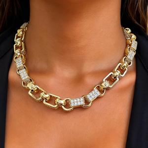 Collier Hip Hop en Argent Sterling 925 avec Chaîne Cubaine Sertie de Diamants Simulés Taille Ronde Brillante – Idéal pour Fêtes, Mariages et Anniversaires - Product Image 1