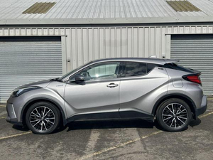 2023 Toyota C-H-R SUV New Coupe R17 Hybrid Electric Gas Fuel Options Automatic Manual Gear <b>Box</b> Left Steering FWD AWD Light - Product Image 3