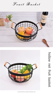 Panier à fruits et légumes en fer moderne et créatif Azora Industries, design en filet creux, écologique, durable, forme personnalisée, rangement - Product Image 4