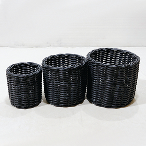 <b>Plastic</b> Round <b>Planter</b> Set with Eco-Friendly Classic Design and Weather-resistant Liner for Garden and Home Use - Product Image 4