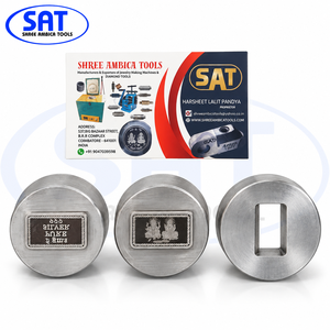 แม่พิมพ์ทำเหรียญทองคำ เงินแท้ 916 ตราประทับ SAT Jewelry และเหรียญลาคชมี พร้อมแม่พิมพ์ขัดเงาสองชั้น ดูไบ สหรัฐอเมริกา สิงคโปร์ มาเลเซีย - Product Image 1