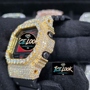 Reloj ICELOOK con Diamantes, Caja Cuadrada Digital, Correa con Pedrería, Unisex, Movimiento de Cuarzo de Lujo, Esfera de 38 mm - Product Image 3