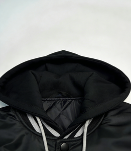 Blouson bomber à capuche noir pour homme, couleur unie, matière polyester, fermeture à boutons, vêtement décontracté pour l'automne, coupe classique - Product Image 6