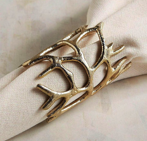 Anillos de Servilleta Ecológicos de Metal Plateado con Diseño de Caballito de Mar, Estilo Náutico Moderno, de Linea Exports Inc, para Fiestas - Product Image 6
