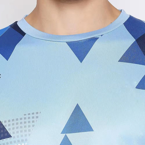 T-shirt en sublimation fabriqué au Pakistan, dernier design, t-shirt en sublimation en coton. - Product Image 5