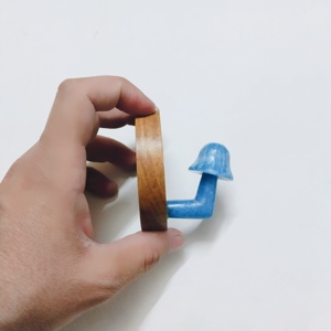 Gancho de Pared de Resina con Forma de Hongo y Base de Madera, Gancho de Pared de Resina Verde Único para Entrada, Dormitorio, Baño, Decoración Elegante para el Hogar - Product Image 4