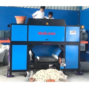 Machine à déchiqueter les tissus à double arbre, capacité 500 kg/h, semi-automatique, électrique - Product Image 1