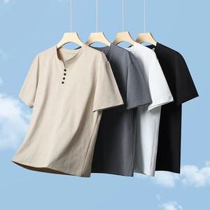 T-shirt de sport pour homme à demi-zip, extensible, couleur unie, manches courtes, coupe classique, style streetwear, respirant pour la course à pied, la gym et le fitness - Product Image 1
