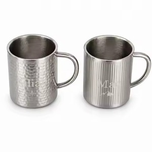 Mug à café en laiton à double paroi, design martelé et cannelé, logo personnalisé gravé au laser, tasse thermique de bureau – Vente en gros - Product Image 1