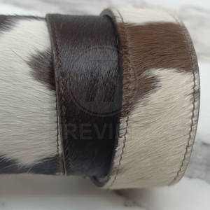 Nuevo Cinturón de Cuero con Pelo de Alta Calidad, Hebilla de Acero, Ligero y Ecológico, en Venta Online - Product Image 2