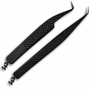 Pinzas de Precisión para Pestañas de Acero Inoxidable con Punta Suave y Agarre Texturizado para una Aplicación Precisa - Product Image 1