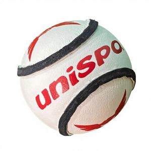 Balón de Hurling UNISPO, Exterior de Cuero y Núcleo Resistente, Tamaño Oficial 5 para Exteriores, Modelo HUSL2024A - Product Image 1
