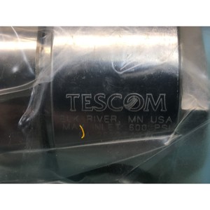 Régulateur de pression de gaz AMAT 3800-01079 0-30 PSI - Équipements et pièces semi-conductrices de renommée mondiale à la fois fiables et durables - Product Image 1