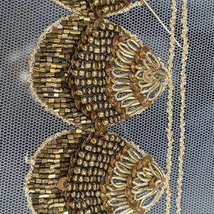 Perlas Hechas a Mano, Cuentas de Zardozi y Encaje Zari 100% Poliéster, Adornos Elegantes para Vestidos de Novia de Cultura India y Occidental, Bolsos - Product Image 1